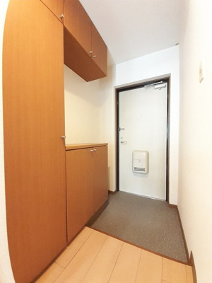 【玄関】 | リバーサイド城南