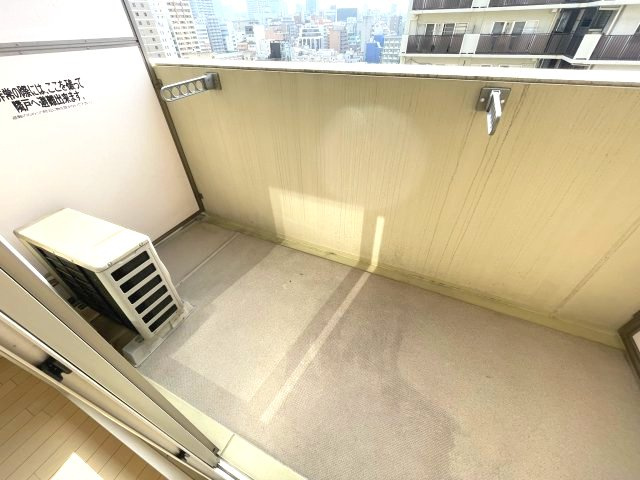 Fortuney北堀江(旧:Dimus北堀江）のバルコニー