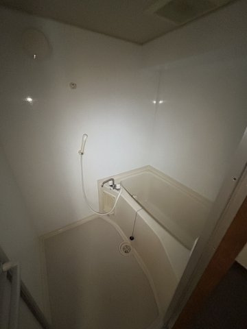 Y'sコート蘭びっくの浴室