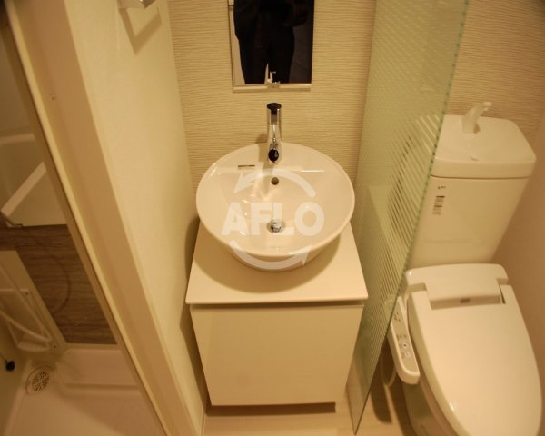 S-RESIDENCE北浜の独立洗面台|S-RESIDENCE北浜　洗面化粧台