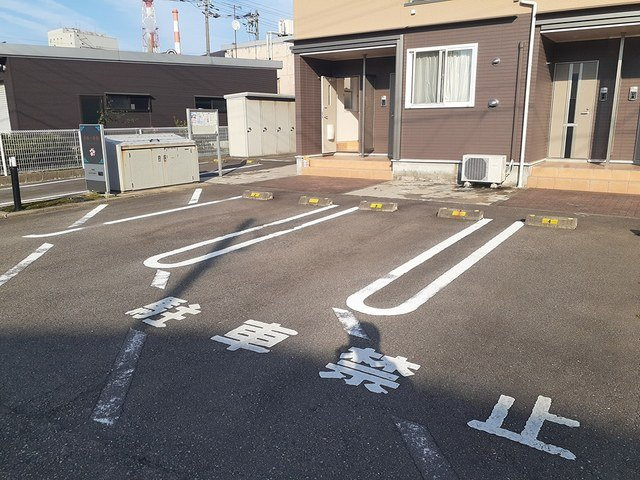 米島一番館の駐車場