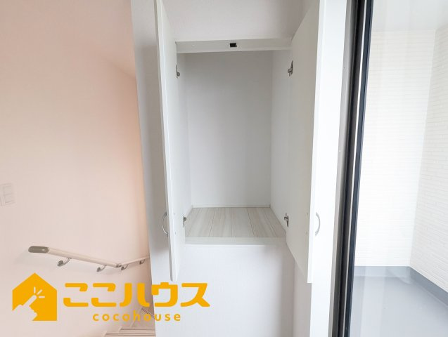 宜野湾市野嵩　新築戸建て　全2棟　2号棟の収納|廊下収納もございます