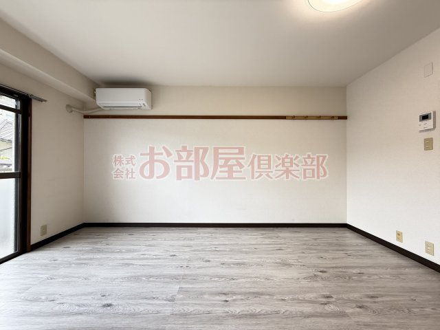 Lunaria’sの洋室|明るい洋室です
