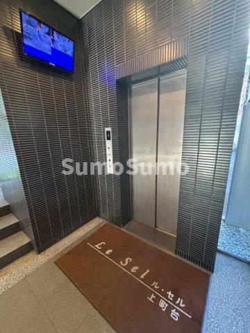 Le・Sel上町台のエントランス