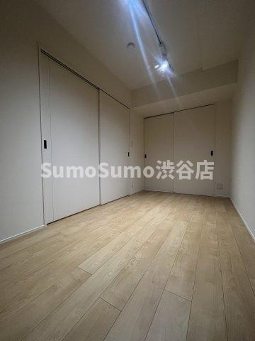 GrandStory用賀Ⅱの寝室|開放的な寝室です