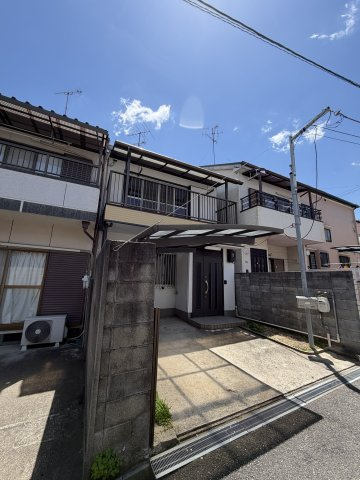 寺池町２丁目貸家の外観