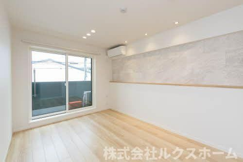 LINDEN　PLACEの寝室|広くて明るい寝室