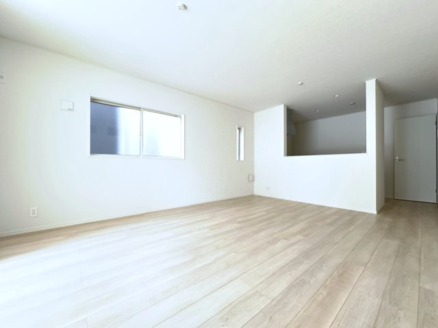 神戸市西区王塚台7丁目新築戸建５号棟の居間・リビング