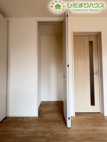 深谷市東方町　第5　新築一戸建て　リーブルガーデン　01の収納