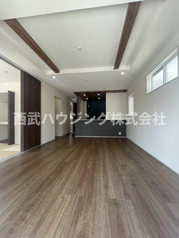 【仲介手数料無料】所沢市東狭山ケ丘全７棟１号棟　所沢市の新築なら西武ハウジングの居間・リビング