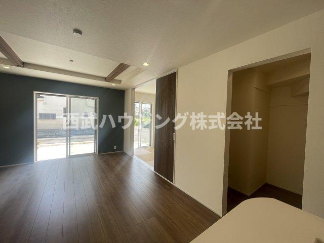 【仲介手数料無料】所沢市東狭山ケ丘全７棟１号棟　所沢市の新築なら西武ハウジングの居間・リビング