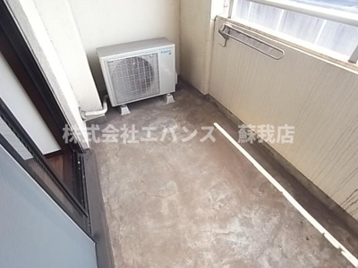 【バルコニー】 | willDo本千葉 | お洗濯にも便利なバルコニー付き