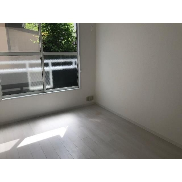 横浜市瀬谷区三ツ境のアパートの洋室