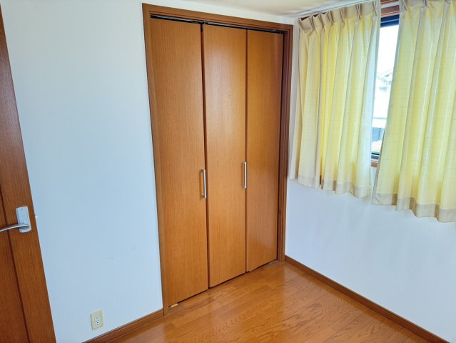 藤枝市　田中３丁目　中古住宅　5LDKの収納