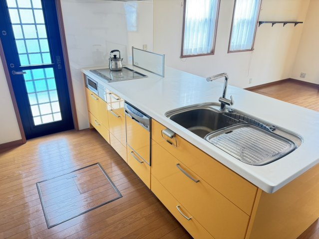 藤枝市　田中３丁目　中古住宅　5LDKのキッチン