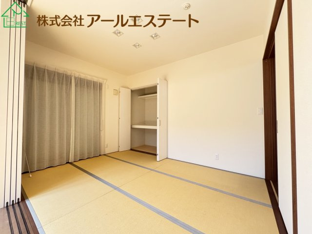 加古川市加古川町稲屋　　　中古戸建の和室