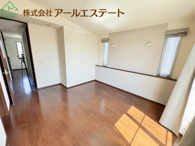加古川市加古川町稲屋　　　中古戸建の洋室