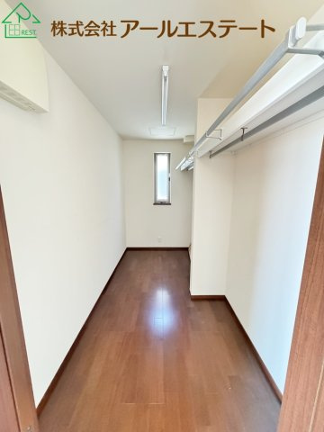加古川市加古川町稲屋　　　中古戸建の収納