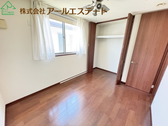 加古川市加古川町稲屋　　　中古戸建の子供部屋