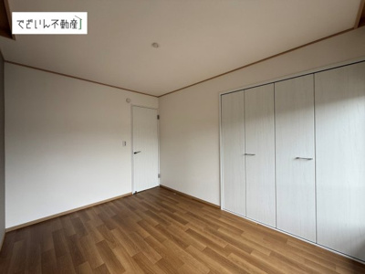 【洋室】 | 熊谷市江波　中古住宅   | 現地(2026年月9撮影)
2階南西洋室