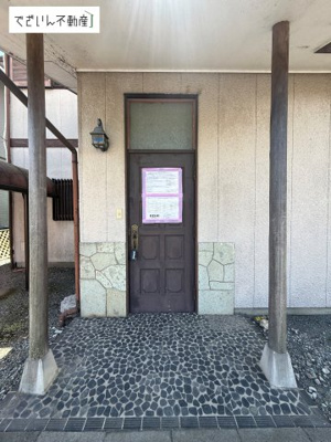 【玄関】 | 熊谷市江波　中古住宅   | 現地(2026年月5撮影)