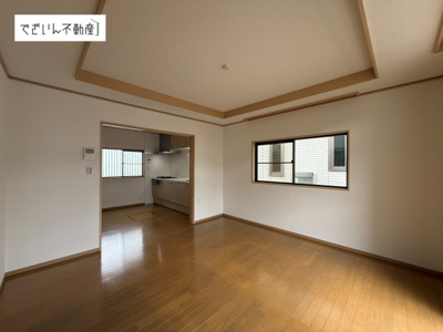 【居間・リビング】 | 熊谷市江波　中古住宅   | 現地(2026年月9撮影)