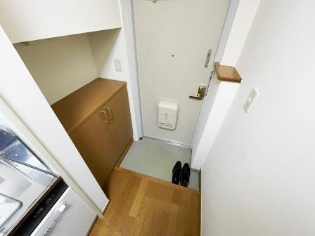 山口第一ビルの玄関