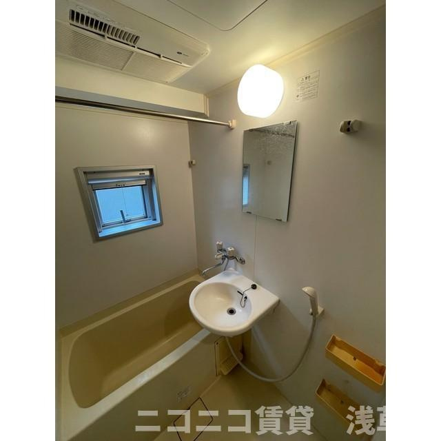 フォルトゥナ月島の浴室
