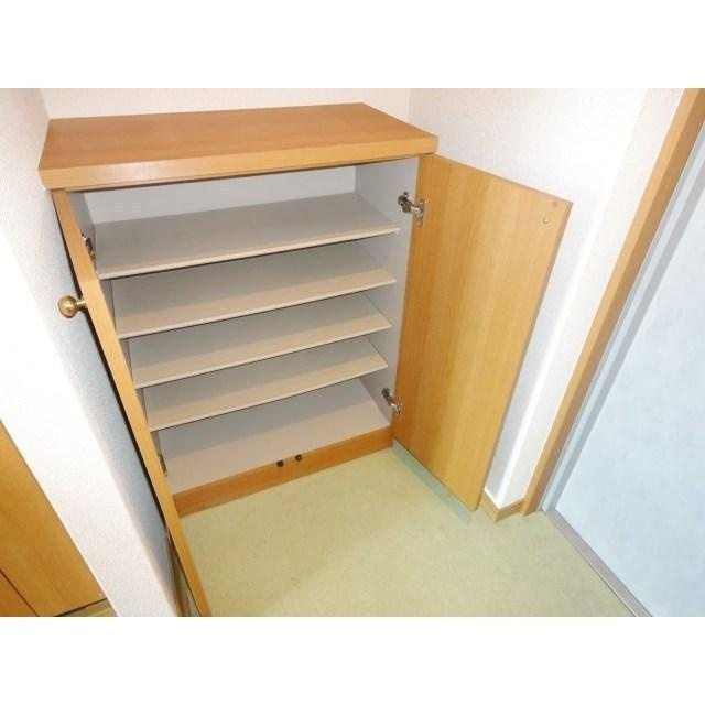 ルームⅠの玄関|※同建物の類似写真になります。