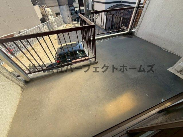 高柳2丁目戸建　賃貸のバルコニー|暖かな日差しのふりそそぐバルコニー
