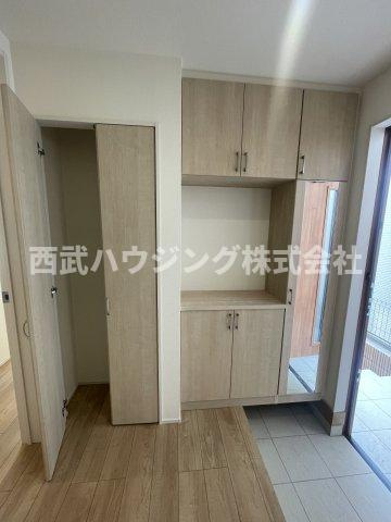 【仲介手数料無料】所沢市東狭山ケ丘全７棟２号棟　所沢市の新築なら西武ハウジングの玄関