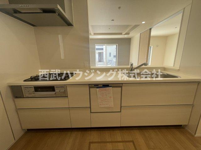 【仲介手数料無料】所沢市東狭山ケ丘全７棟２号棟　所沢市の新築なら西武ハウジングのキッチン