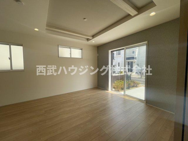 【仲介手数料無料】所沢市東狭山ケ丘全７棟２号棟　所沢市の新築なら西武ハウジングの居間・リビング