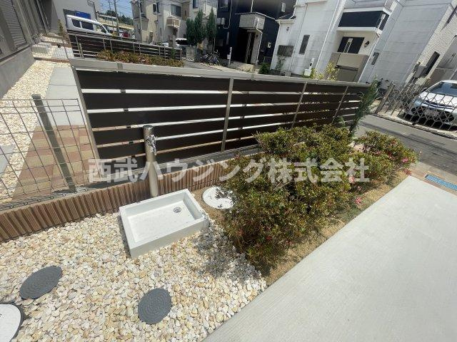 【仲介手数料無料】所沢市東狭山ケ丘全７棟２号棟　所沢市の新築なら西武ハウジングの庭