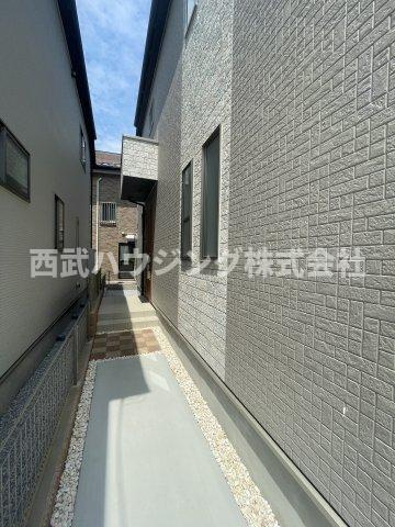 【仲介手数料無料】所沢市東狭山ケ丘全７棟２号棟　所沢市の新築なら西武ハウジングの玄関