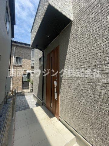 【仲介手数料無料】所沢市東狭山ケ丘全７棟２号棟　所沢市の新築なら西武ハウジングの玄関