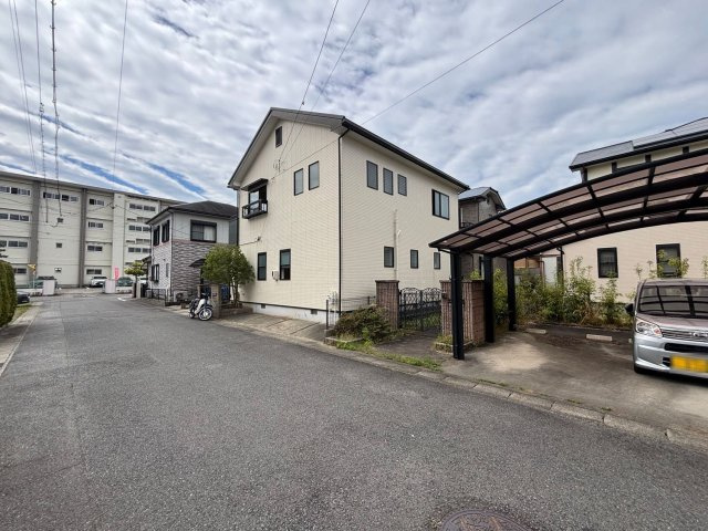 一宮市末広二丁目戸建の外観