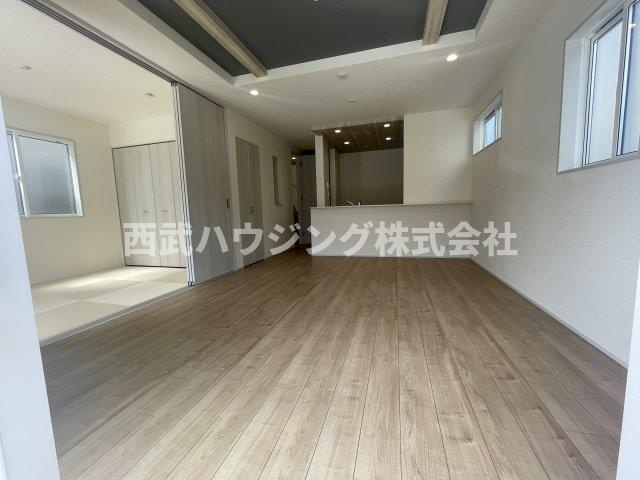 【仲介手数料無料】所沢市東狭山ケ丘全７棟３号棟　所沢市の新築なら西武ハウジングの居間・リビング