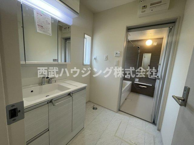 【仲介手数料無料】所沢市東狭山ケ丘全７棟３号棟　所沢市の新築なら西武ハウジングの独立洗面台