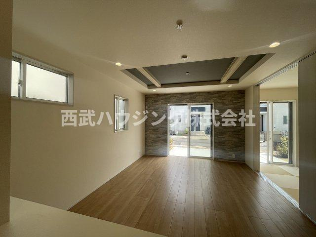 【仲介手数料無料】所沢市東狭山ケ丘全７棟３号棟　所沢市の新築なら西武ハウジングの居間・リビング
