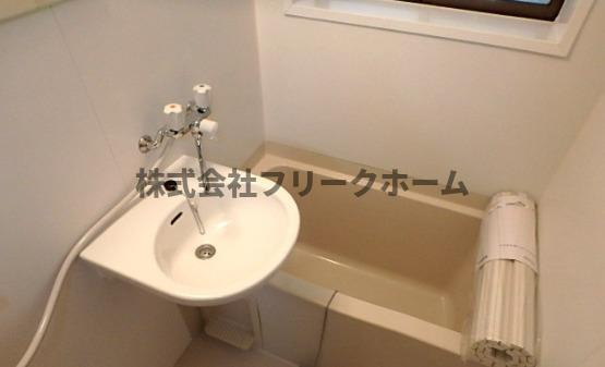 杉並区松庵１丁目のアパートの浴室