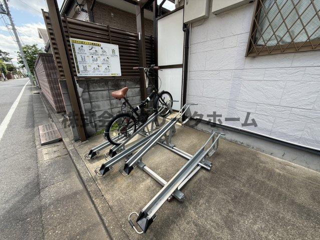 杉並区松庵１丁目のアパートの駐車場