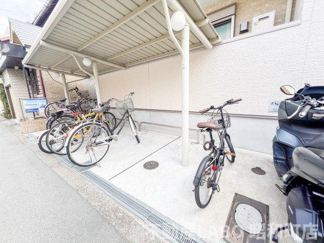 フジパレス東粉浜の駐車場