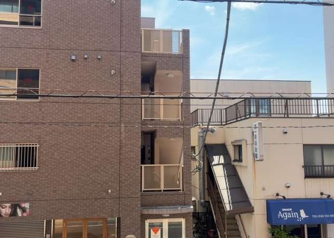【展望】 | ライオンズマンション淵野辺 | 眺望の良さを楽しめるダイニングキッチンで家族団らんの時間を過ごしてはいかがでしょうか。バルコニーから見える景色を家族で眺める時間は、時間が経つのを忘れてしまいそうですね。是非、現地を見に行きましょう！