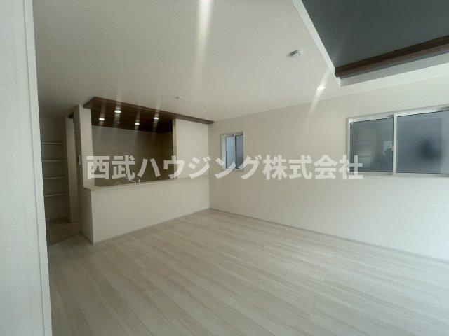 【仲介手数料無料】所沢市東狭山ケ丘全７棟４号棟　所沢市の新築なら西武ハウジングの居間・リビング