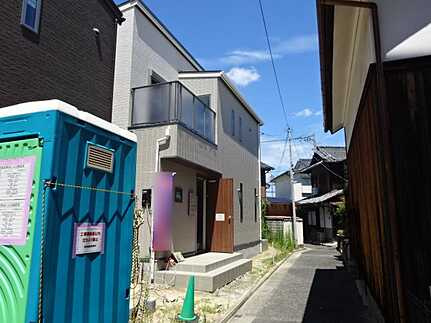 南区向洋大原町の外観