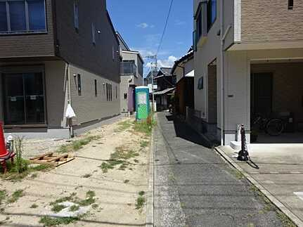 南区向洋大原町の前面道路含む現地写真