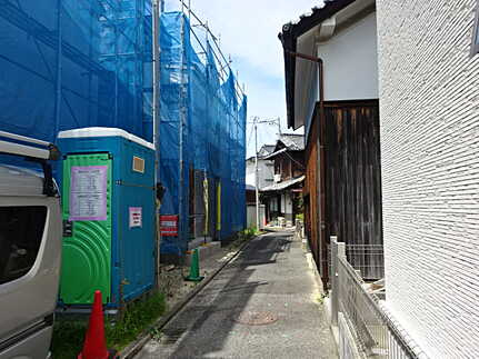 南区向洋大原町の前面道路含む現地写真
