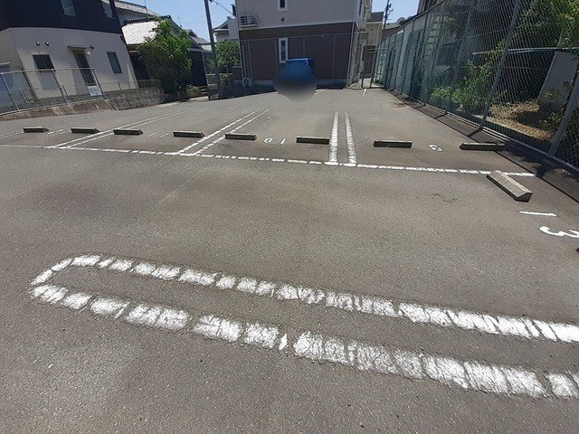 コピオーネＡの駐車場