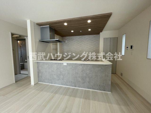 【仲介手数料無料】所沢市東狭山ケ丘全７棟５号棟　所沢市の新築なら西武ハウジングのキッチン